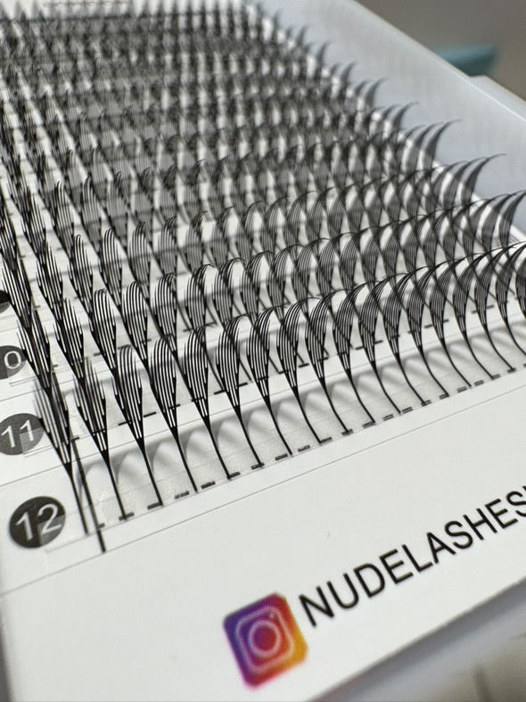 Extension de cils effet plume cils ultra léger  tendance 2025